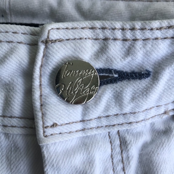 Womens White shorts Tommy Hilfiger size 2 Beautiful! - Picture 7 of 9